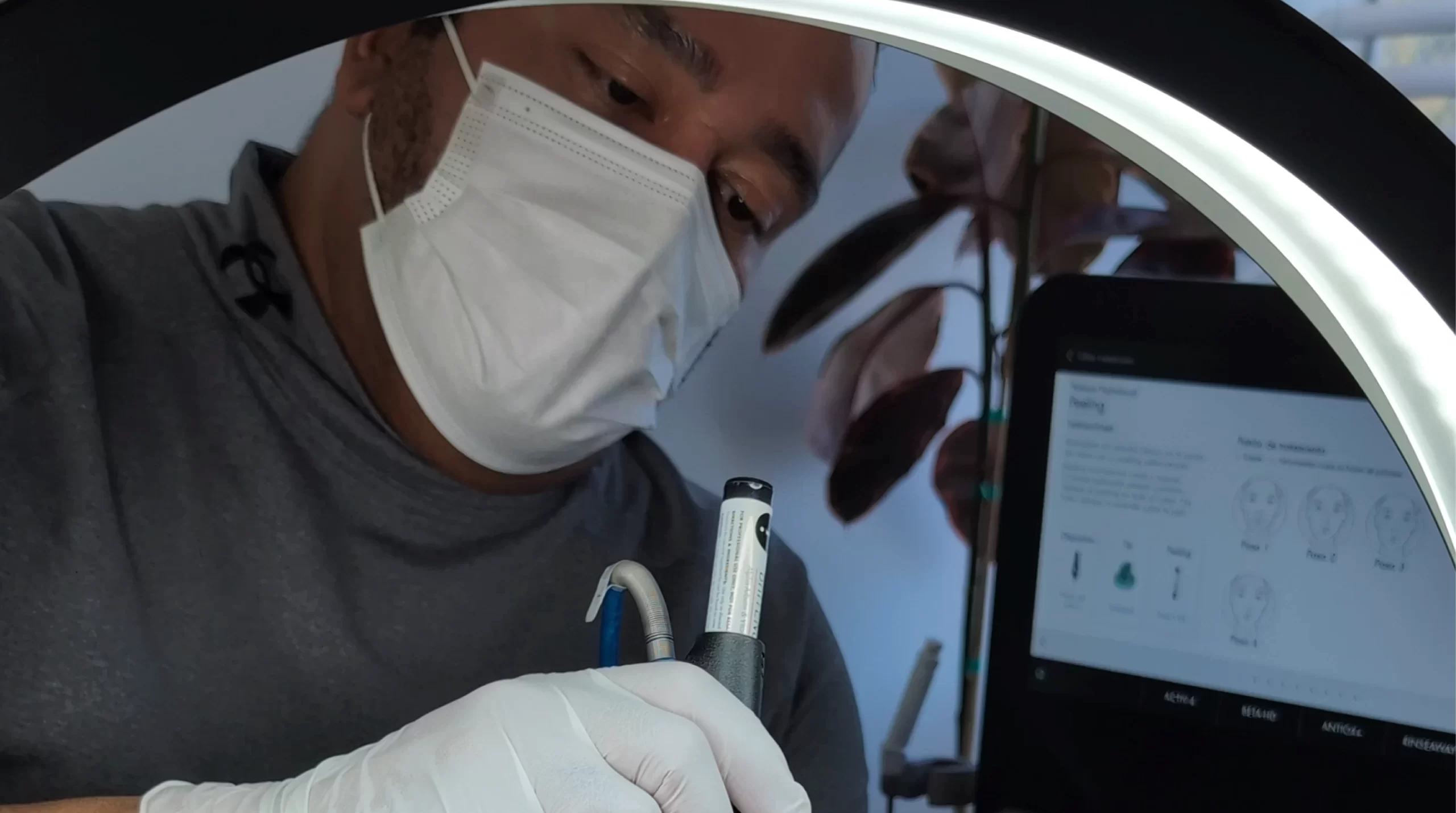 An exclusive conversation with medical expert Julio Márquez / Entrevista exclusiva con el especialista médico Julio Márquez