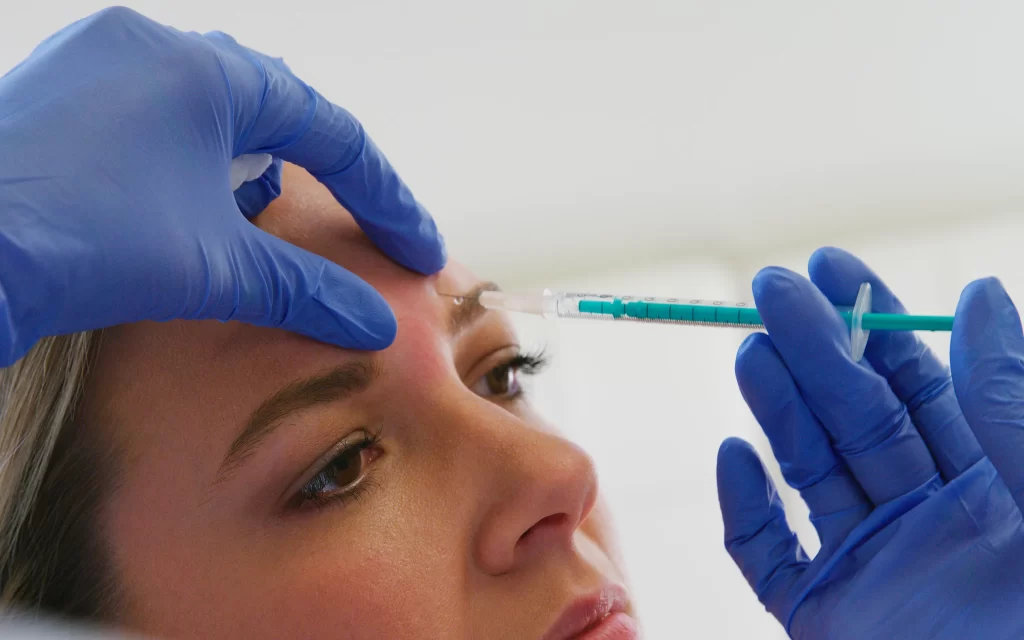 ¿Es seguro el Baby Botox? Riesgos, beneficios y resultados reales / Is Baby Botox Safe? Risks, Benefits, and Real Results