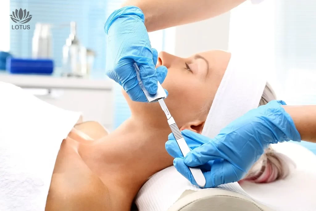 Dermaplaning en San Leandro | Exfoliación y Piel de Seda // Dermaplaning in San Leandro | Smooth Skin & Facial Exfoliating